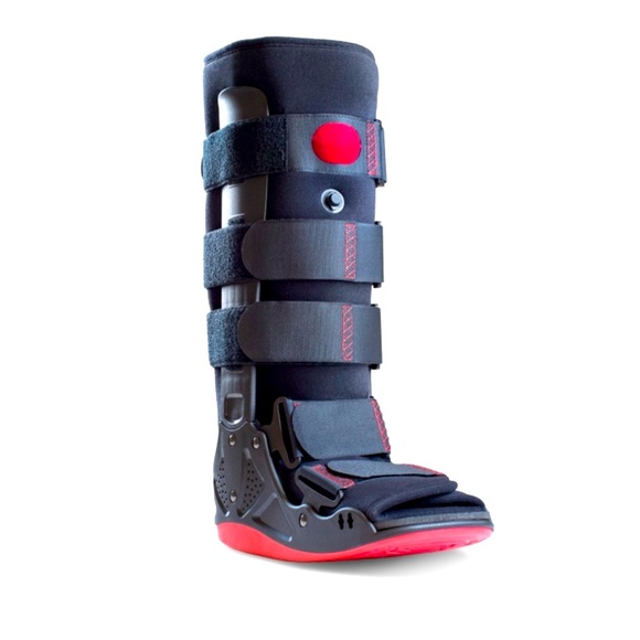 ProCare Xceltrax Air Walker Boot - Picture 1 of 13
